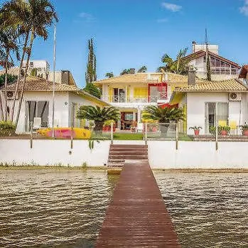 *** Guest house Girassois Da Lagoa - Guesthouse Florianopolis Brazil